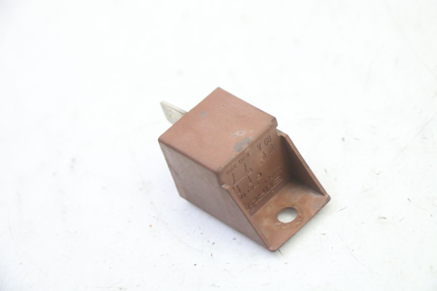 photo de STARTER RELAY PIAGGIO X9 EVOLUTION 125 (2003 - 2007) - Component detail