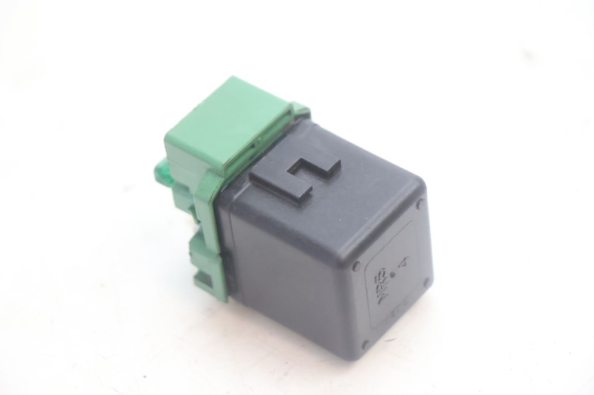 photo de STARTER RELAY HONDA XLV VARADERO 125 (2007 - 2012) - Alternative perspective