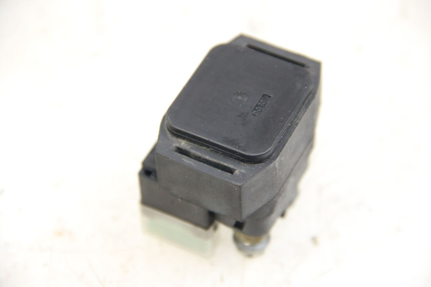 photo de STARTER RELAY YAMAHA XP T-MAX TMAX 500 (2004 - 2007) - Zoom on usage condition