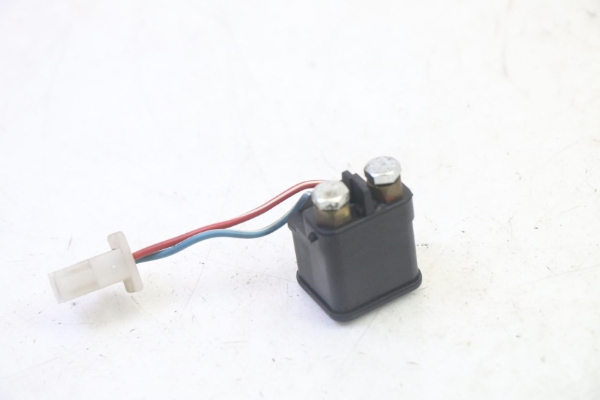 photo de STARTER RELAY YAMAHA YP MAJESTY 125 (2007 - 2010) - Component detail