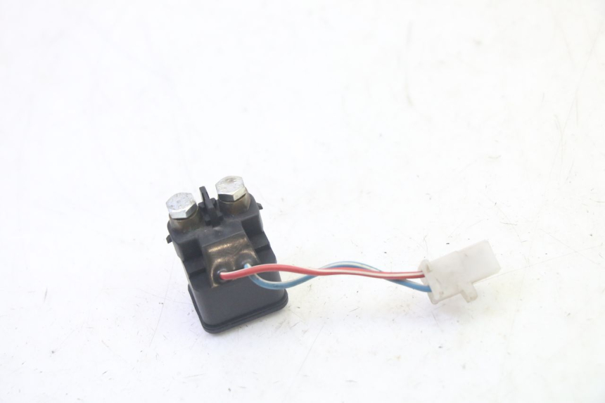 photo de STARTER RELAY YAMAHA YP MAJESTY 125 (2007 - 2010) - Zoom on usage condition
