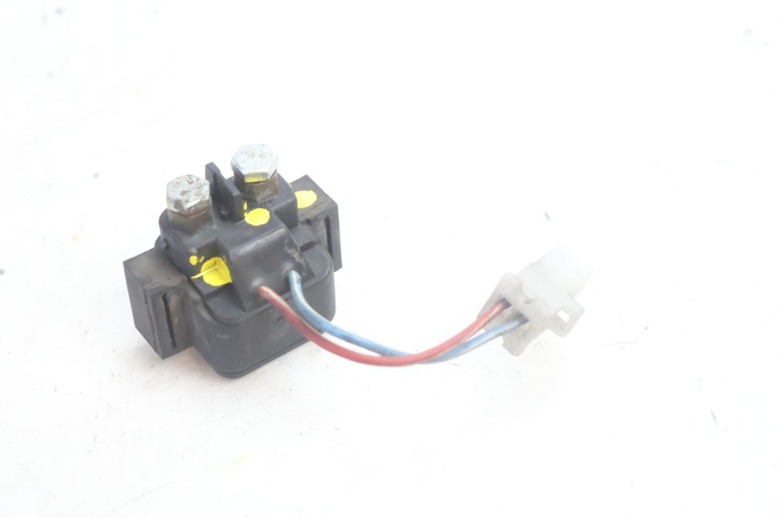 photo de STARTER RELAY YAMAHA YP MAJESTY 125 (2002 - 2006) - Zoom on usage condition