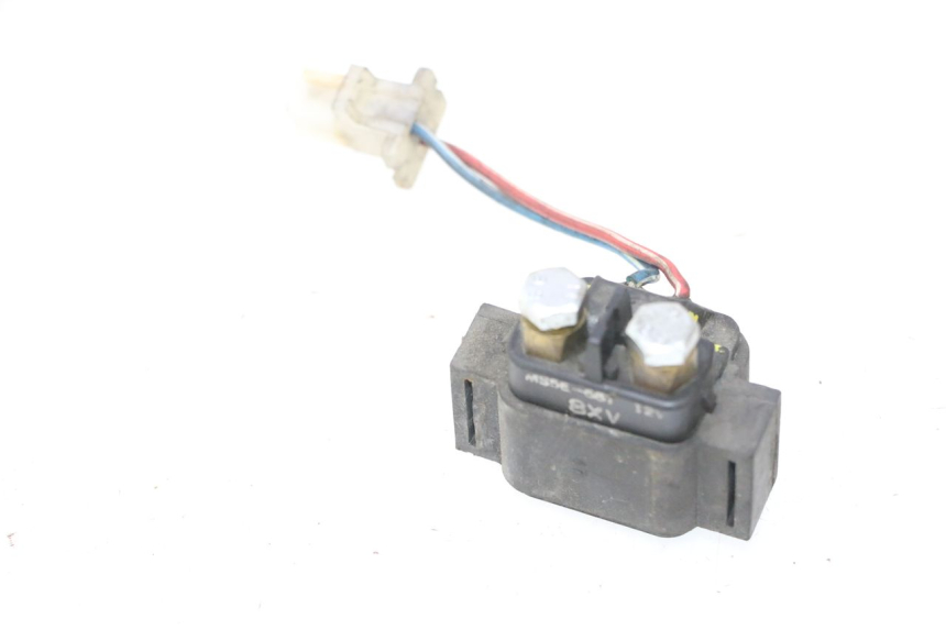 photo de STARTER RELAY YAMAHA YP MAJESTY 125 (1998 - 2001) - Zoom on usage condition