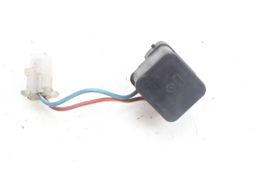 photo de STARTER RELAY YAMAHA YP MAJESTY 125 (2007 - 2010) - Component detail