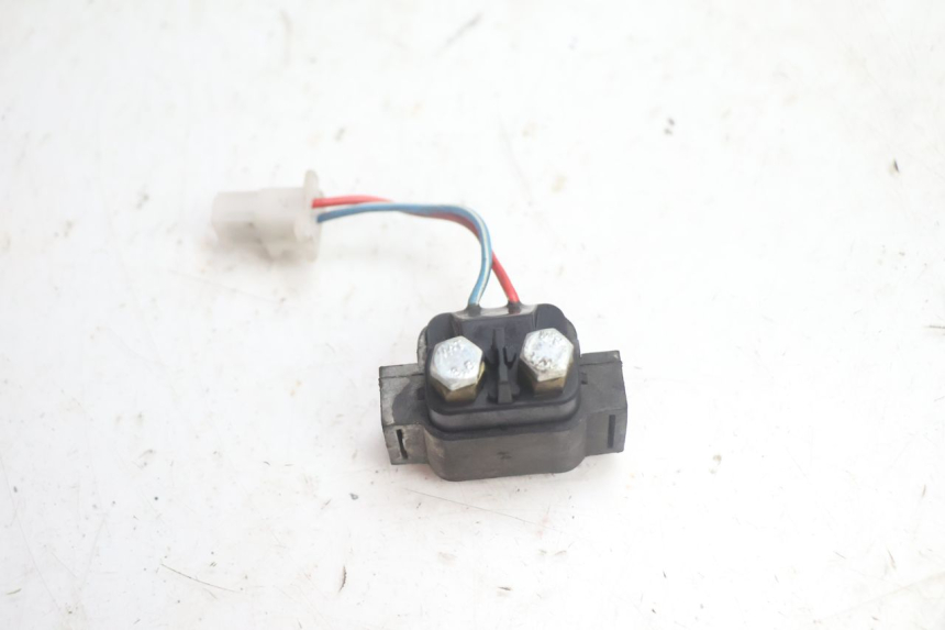 photo de STARTER RELAY YAMAHA YP MAJESTY 125 (2002 - 2006) - Component detail