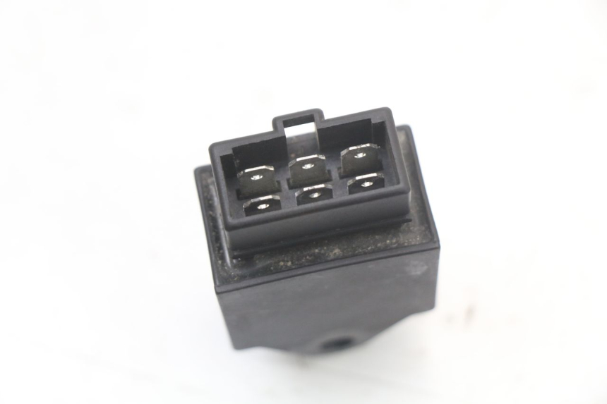 photo de RELAY APRILIA SR MOTARD 50 (2012 - 2018) - Zoom on usage condition