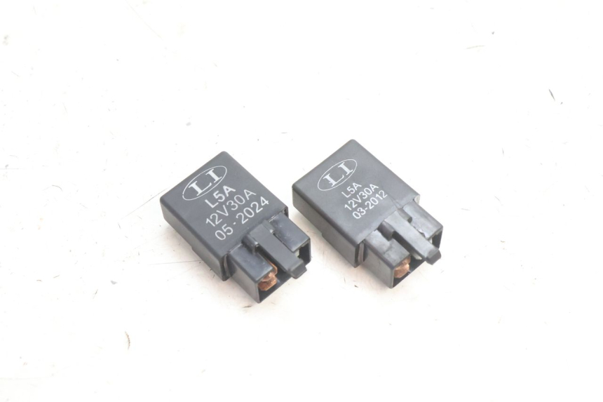 photo de RELAY APRILIA ATLANTIC S 125 (2010 - 2013) - Main view