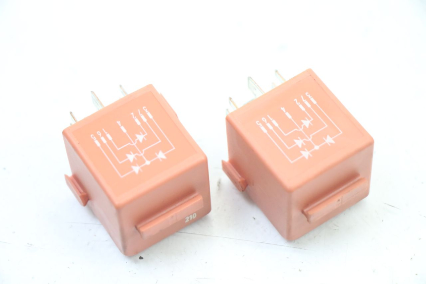 photo de ELECTRICAL RELAY BMW C1 125 (2000 - 2003) - Zoom on usage condition