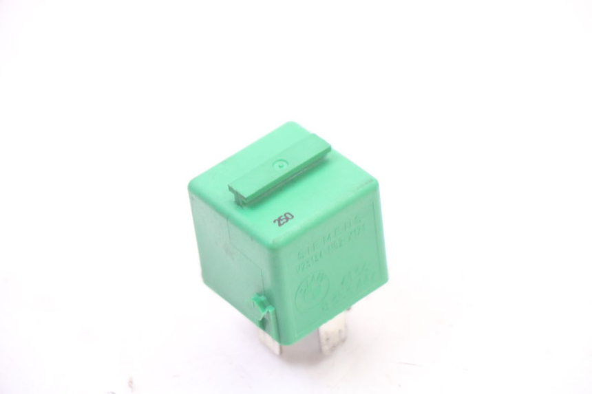 photo de ELECTRICAL RELAY BMW C1 125 (2000 - 2003) - Component detail