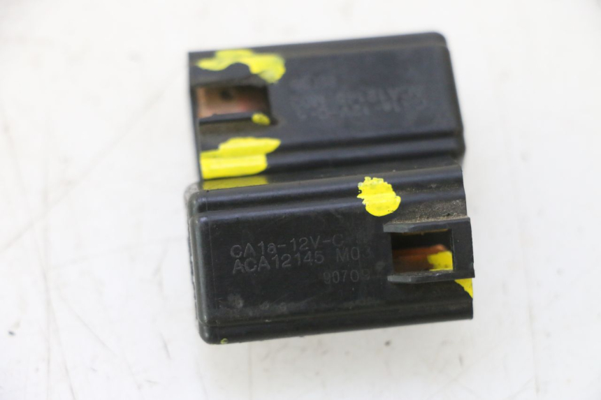 photo de ELECTRIC RELAY SUZUKI BURGMAN 125 (2007 - 2014) - Zoom on usage condition