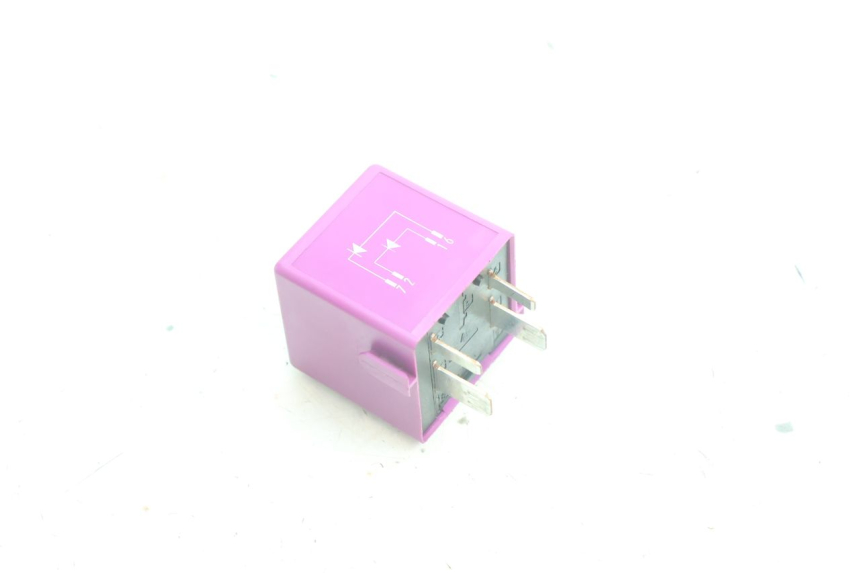 photo de ELECTRICAL RELAY BMW C1 125 (2000 - 2003) - Alternative perspective