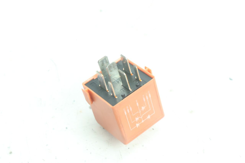 photo de ELECTRICAL RELAY BMW C1 125 (2000 - 2003) - Zoom on usage condition