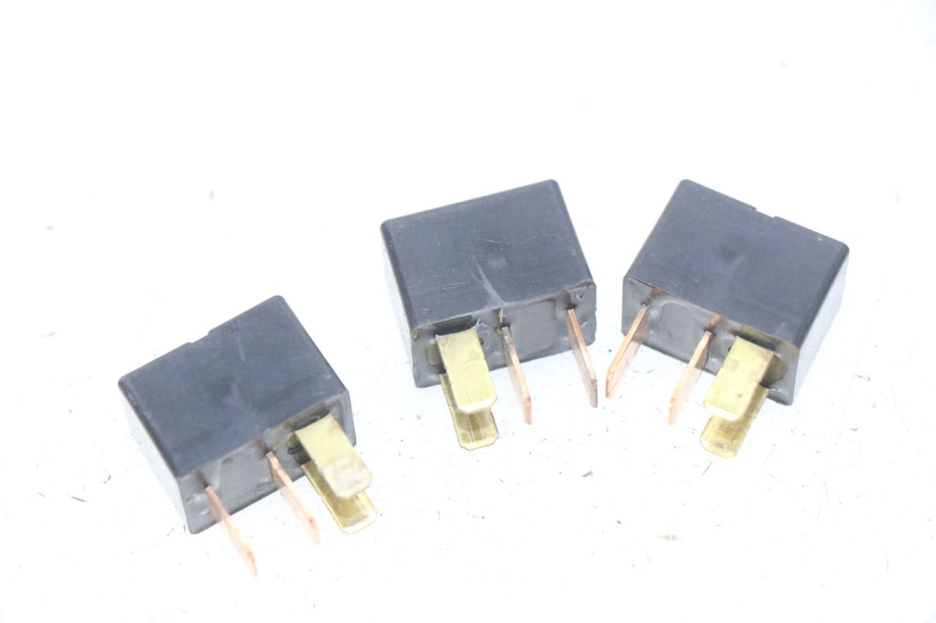 photo de RELAY HONDA CBRF CBR-F PC41 600 (2011 - 2013) - Main view