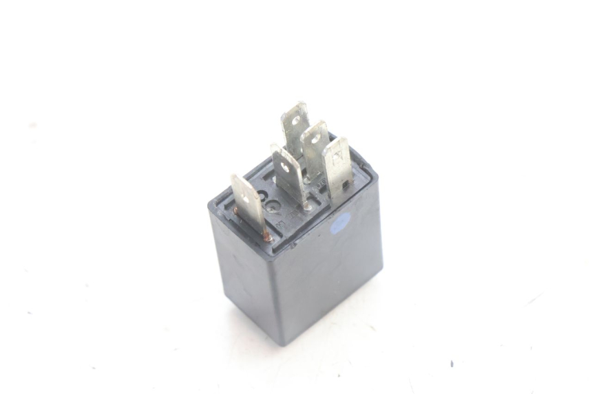 photo de ELECTRICAL RELAY PEUGEOT CITYSTAR 2T 50 (2018 - 2021) - Zoom on usage condition