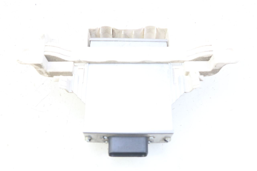 photo de ELECTRICAL RELAY PEUGEOT E-VIVACITY 1 (2012 - 2018) - Fixing points details