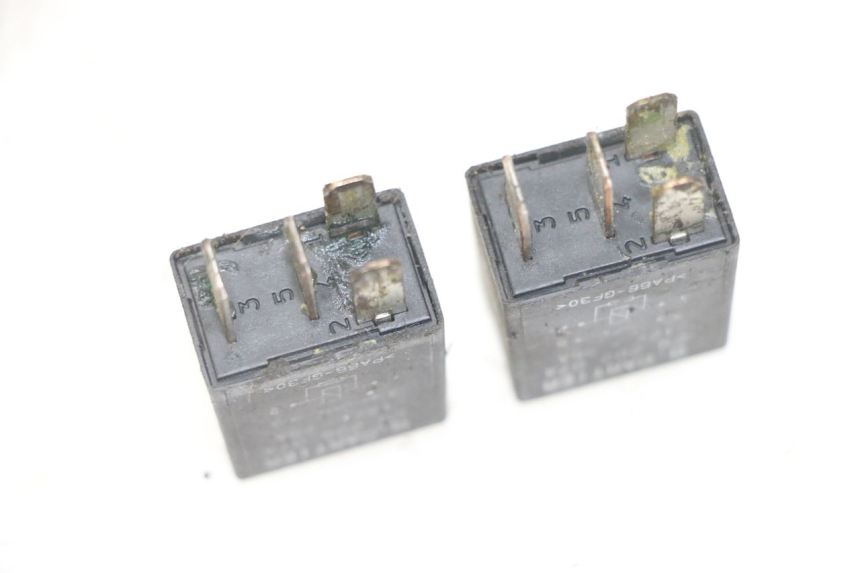 photo de RELAY PEUGEOT ELYSTAR 125 (2002 - 2007) - Zoom on usage condition