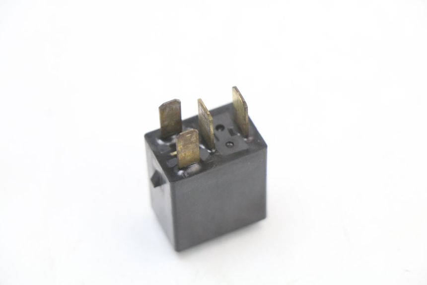 photo de ELECTRIC RELAY HONDA FES S-WING SWING ABS 125 (2007 - 2015) - Technical close-up