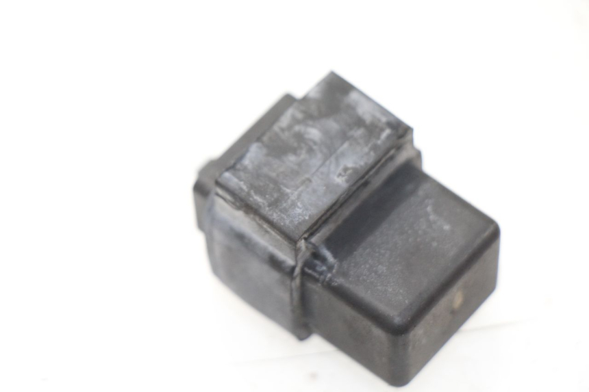 photo de ELECTRICAL RELAY SYM FIDDLE 3 III 125 (2014 - 2020) - Zoom on usage condition