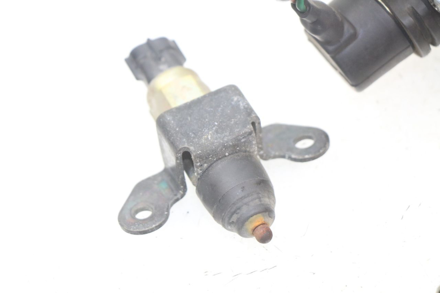 photo de ELECTRICAL RELAY YAMAHA FJR ABS 1300 (2006 - 2012) - Technical close-up