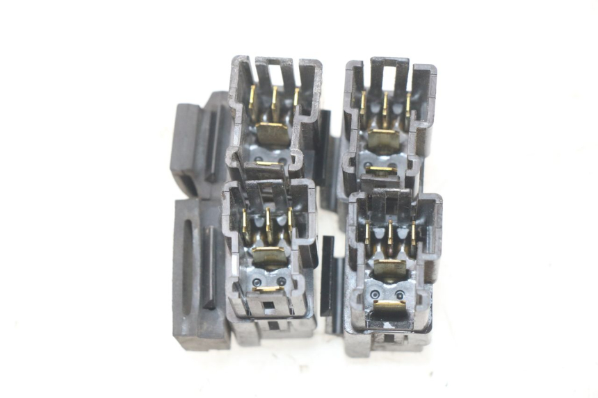 photo de ELECTRICAL RELAY YAMAHA FJR ABS 1300 (2006 - 2012) - Zoom on usage condition