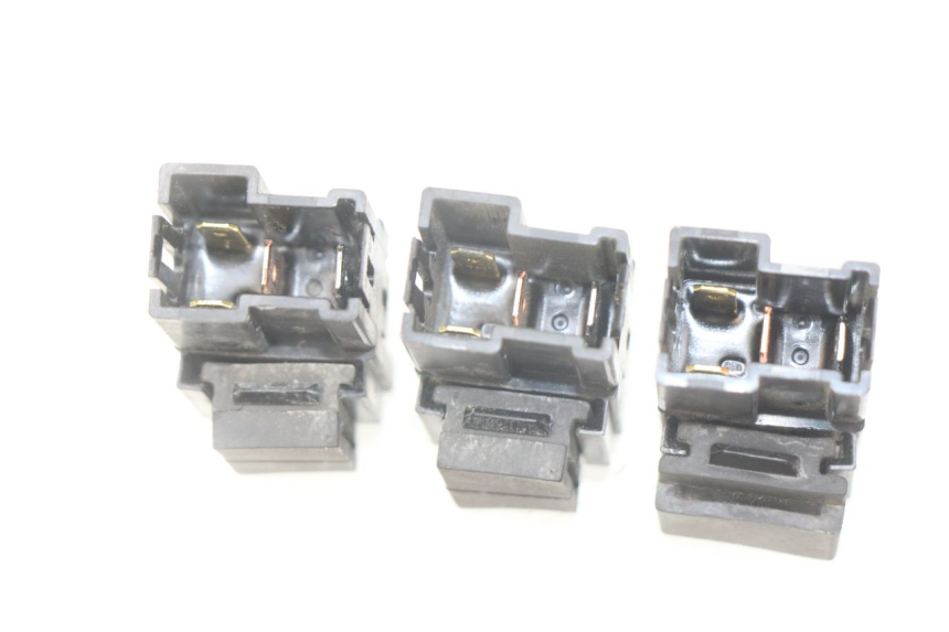 photo de ELECTRIC RELAY YAMAHA FJR ABS 1300 (2016 - 2020) - Alternative perspective