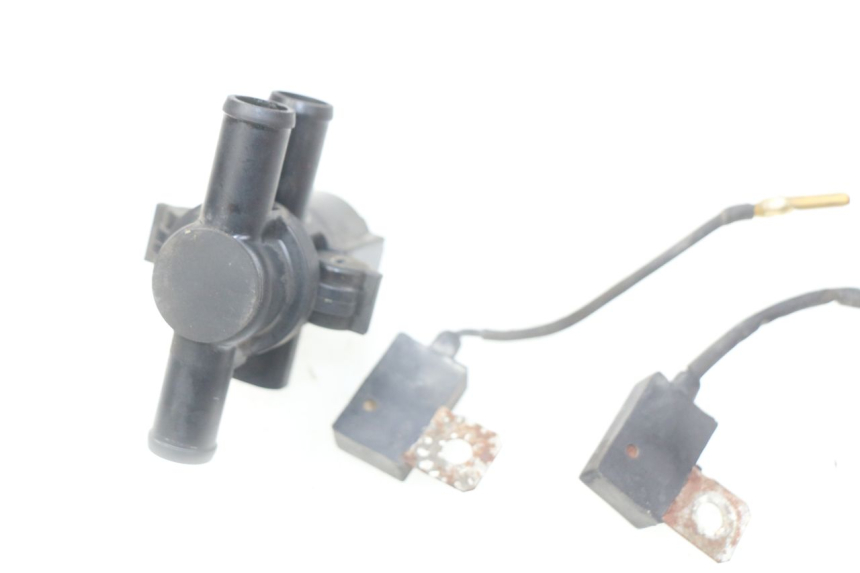 photo de ELECTRIC RELAY YAMAHA FJR ABS 1300 (2016 - 2020) - Component detail