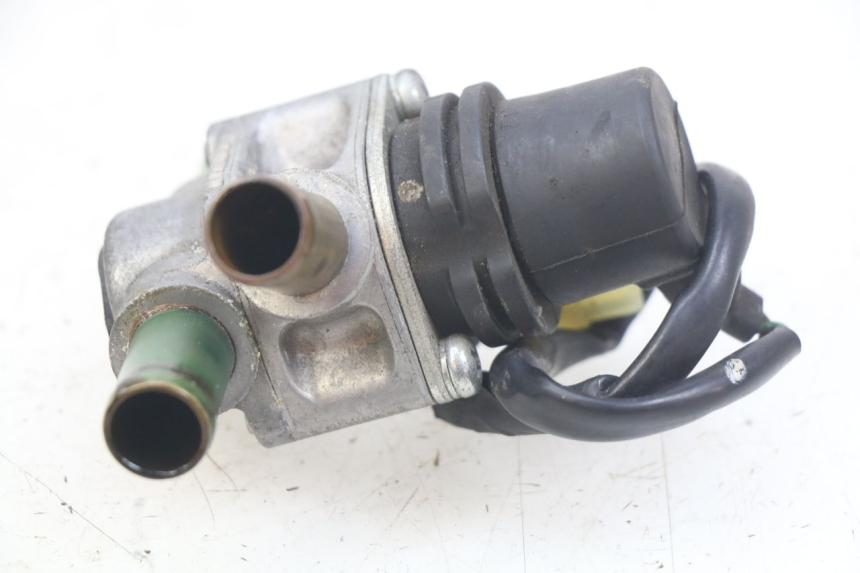 photo de ELECTRICAL RELAY YAMAHA FJR ABS 1300 (2006 - 2012) - Alternative perspective