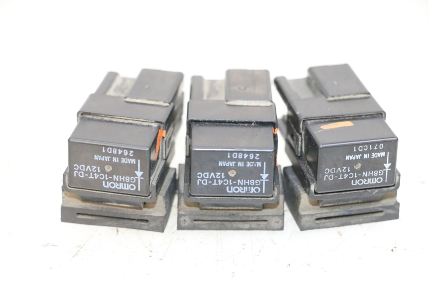 photo de ELECTRICAL RELAY YAMAHA FJR ABS 1300 (2006 - 2012) - Technical close-up