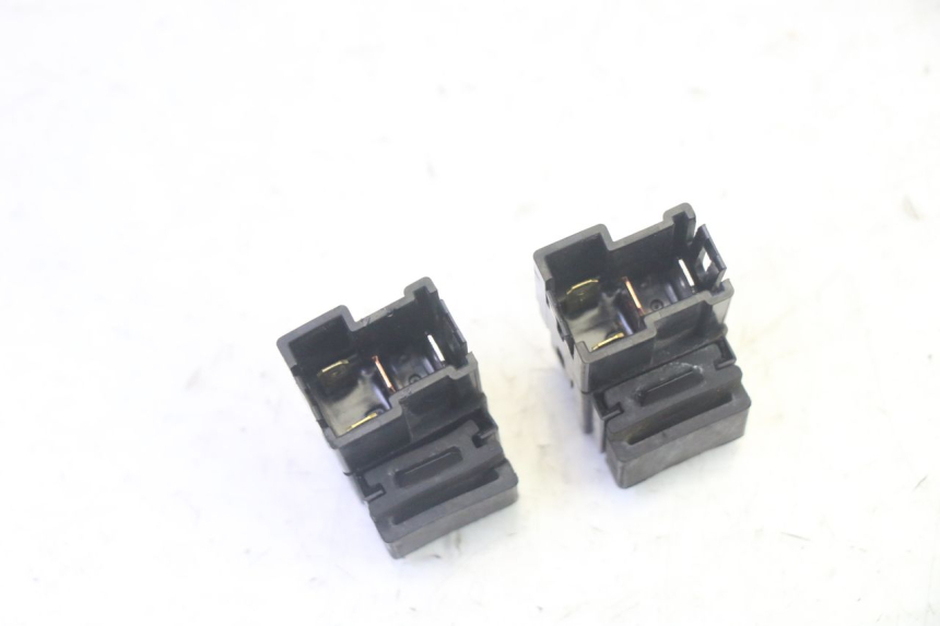 photo de RELAY YAMAHA FZ6 N FAZER 600 (2004 - 2006) - Zoom on usage condition