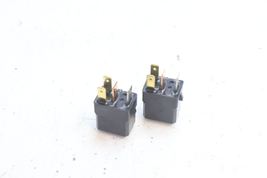 photo de RELAY YAMAHA FZ8 800 (2010 - 2016) - Component detail