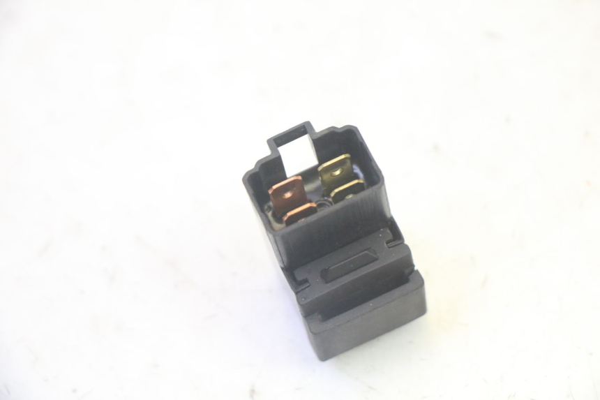 photo de RELAY SUZUKI GSF N BANDIT 600 (1996 - 1999) - Zoom on usage condition