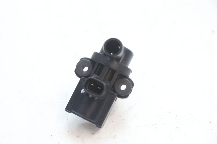 photo de RELAY SUZUKI GSR 600 (2005 - 2012) - Alternative perspective