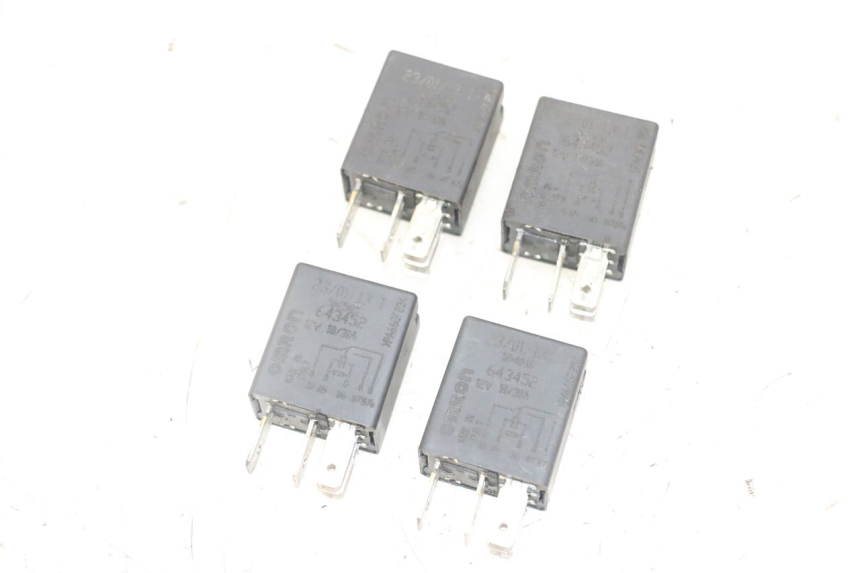 photo de RELAY PIAGGIO IE MP3 YOURBAN 300 (2011 - 2016) - Main view