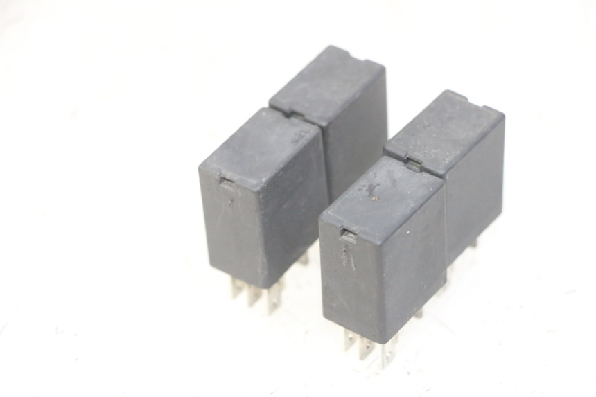 photo de RELAY PIAGGIO IE MP3 YOURBAN 300 (2011 - 2016) - Component detail