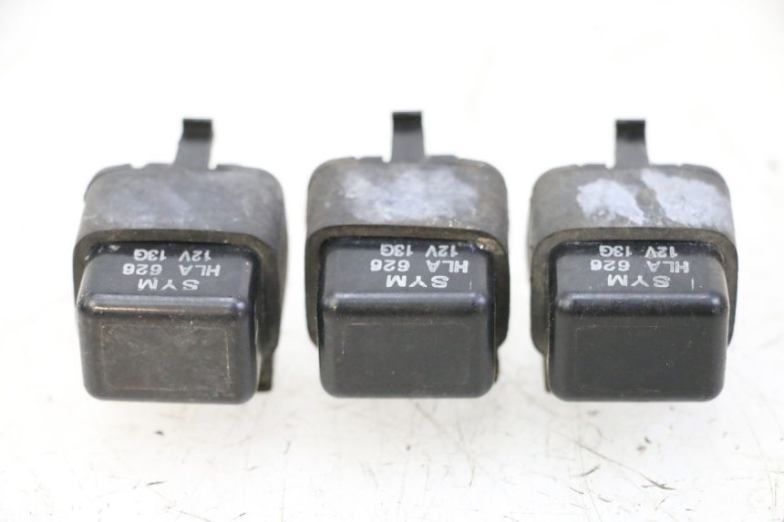 photo de RELAY SYM JOYMAX 125 (2010 - 2017) - Component detail