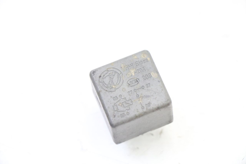 photo de RELAY BMW K 75 RT 750 (1989 - 1997) - Zoom on usage condition