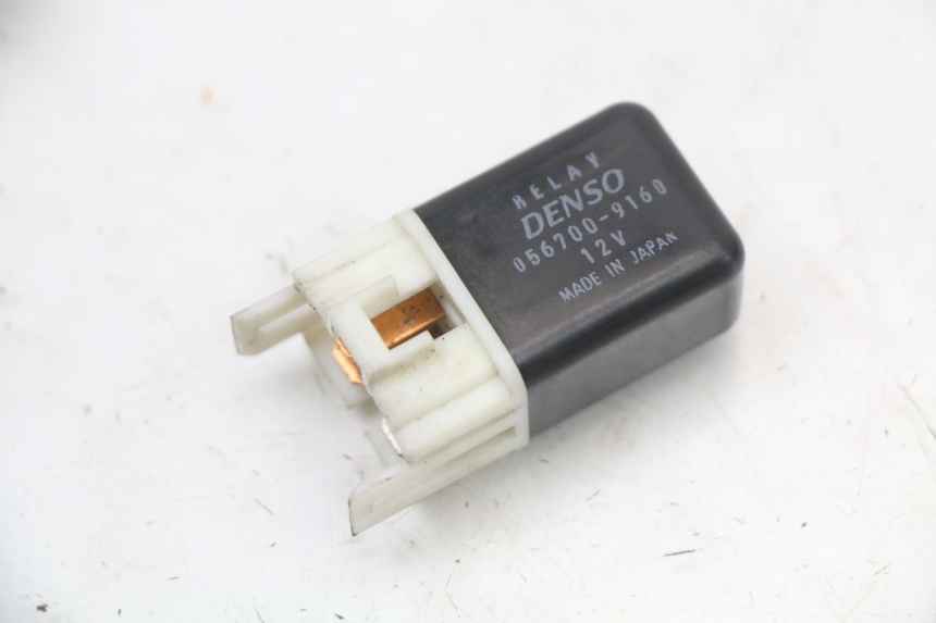 photo de ELECTRICAL RELAY KAWASAKI ZR7 ZR-7 S 750 (1999 - 2004) - Component detail