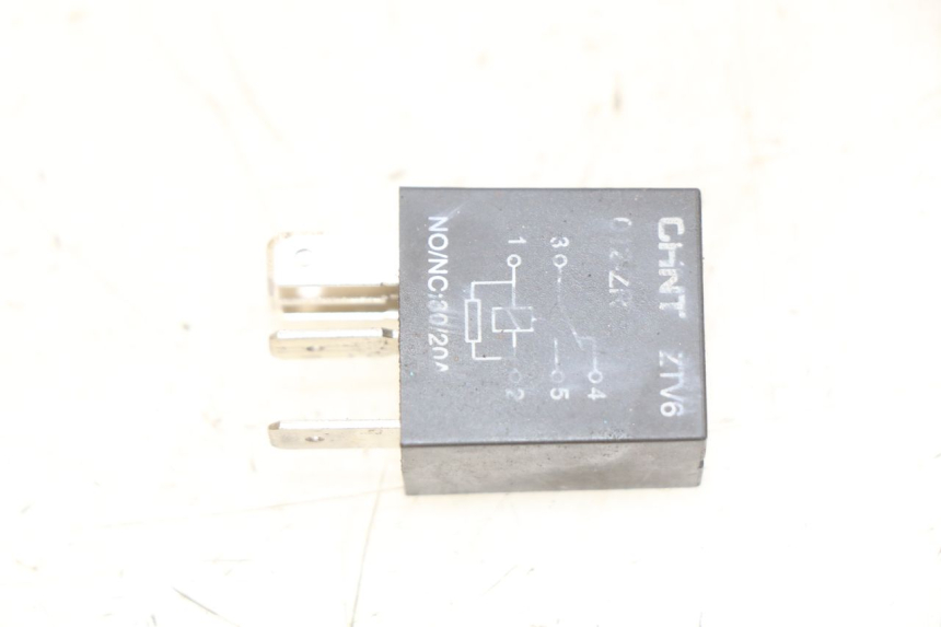 photo de ELECTRICAL RELAY PEUGEOT KISBEE 4T 50 (2018 - 2022) - Main view