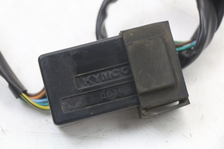 photo de ELECTRIC RELAY KYMCO X-TOWN XTOWN 125 (2016 - 2021) - Zoom on usage condition