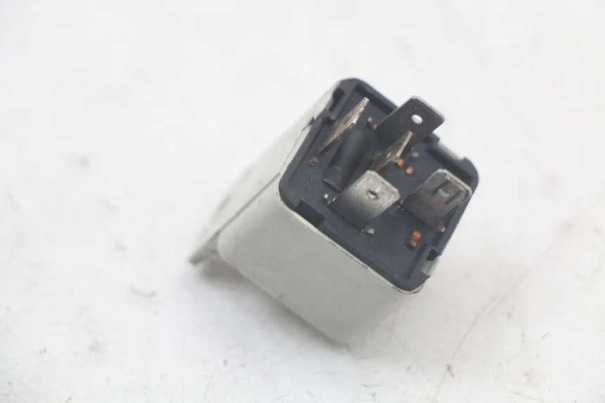 photo de ELECTRIC RELAY PIAGGIO LIBERTY 125 (2009 - 2013) - Zoom on usage condition