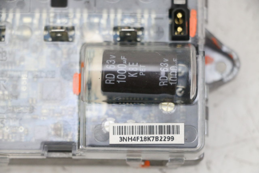 photo de ELECTRICAL RELAY XIAOMI MI PRO 2 1 - Technical close-up
