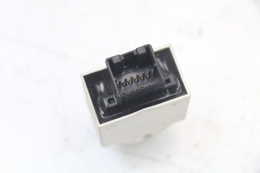 photo de RELAY PIAGGIO MP3 HPE 350 (2018 - 2020) - Technical close-up