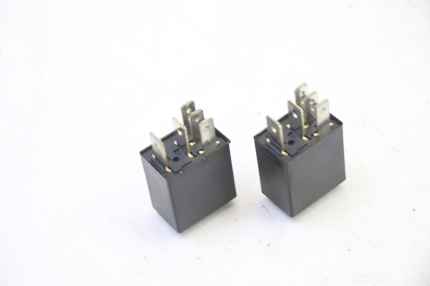 photo de RELAY PIAGGIO MP3 HPE 310 (2024 - 2025) - Component detail