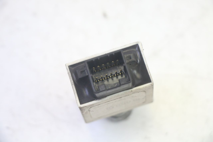 photo de RELAY PIAGGIO MP3 HPE 350 (2018 - 2020) - Alternative perspective