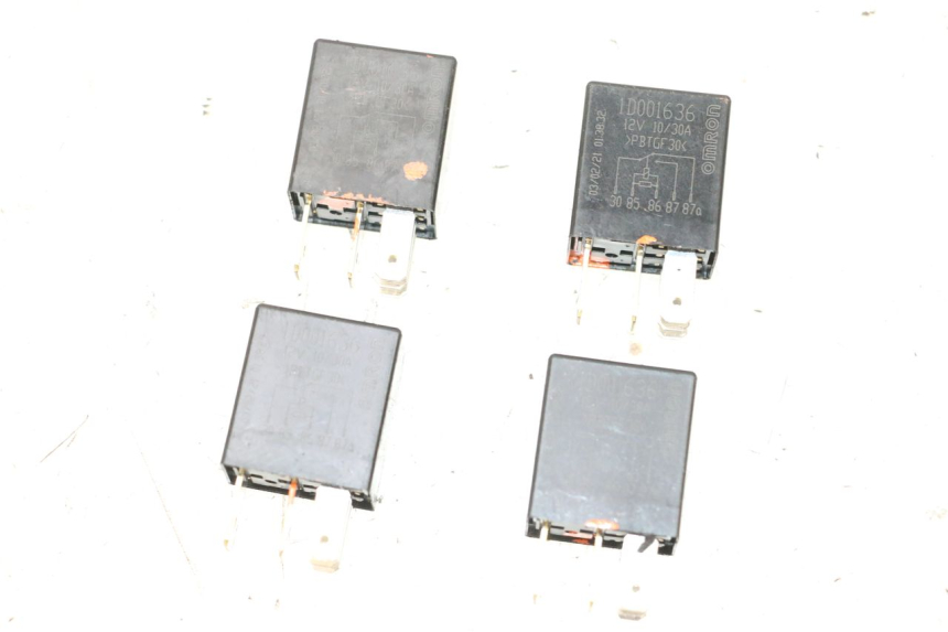 photo de RELAY PIAGGIO MP3 HPE 300 (2019 - 2026) - Main view