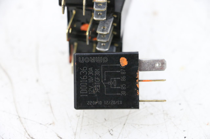 photo de RELAY PIAGGIO MP3 HPE 300 (2019 - 2026) - Component detail