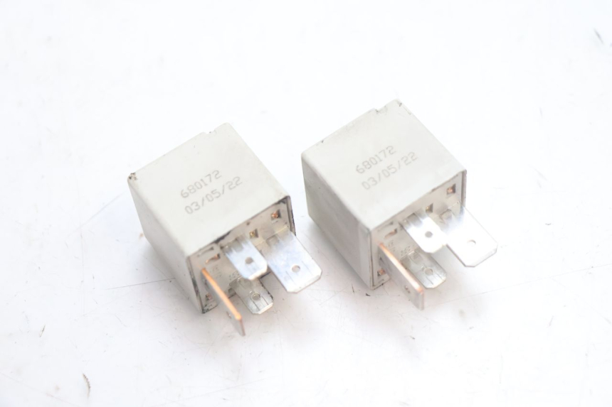 photo de RELAY PIAGGIO MP3 HPE 530 (2022 - 2026) - Main view