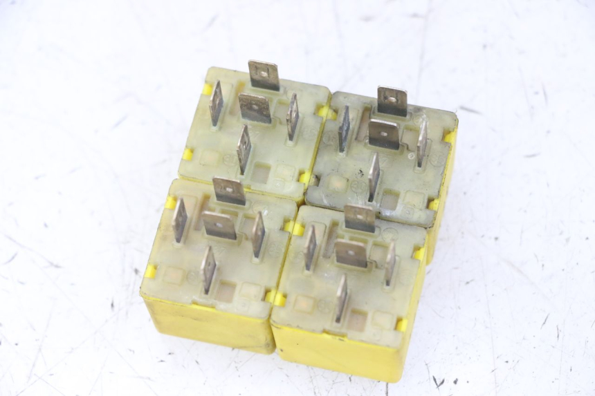 photo de ELECTRICAL RELAY PIAGGIO MP3 LT 400 (2007 - 2012) - Component detail