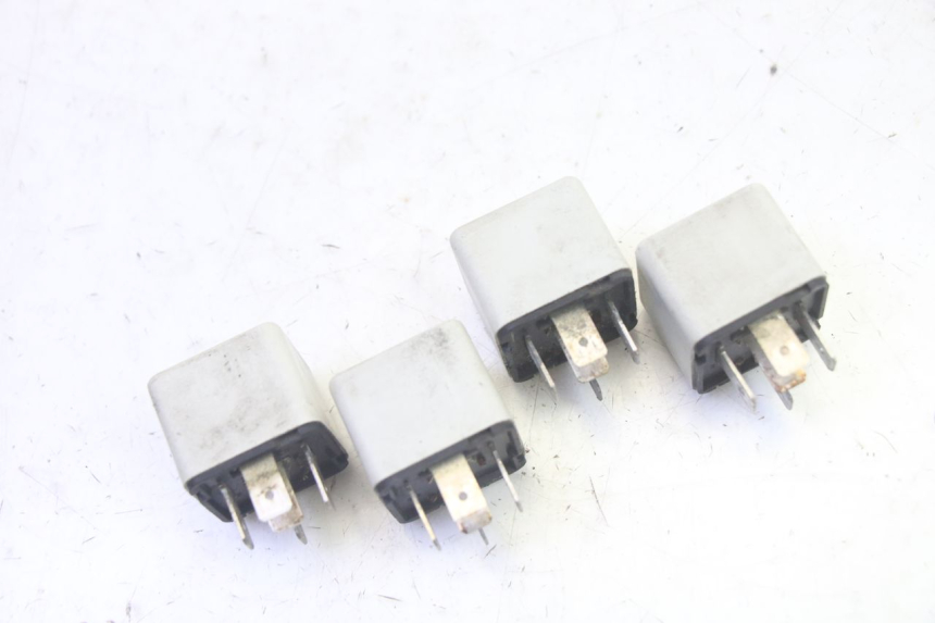 photo de ELECTRIC RELAY PIAGGIO MP3 RL 250 (2006 - 2010) - Zoom on usage condition