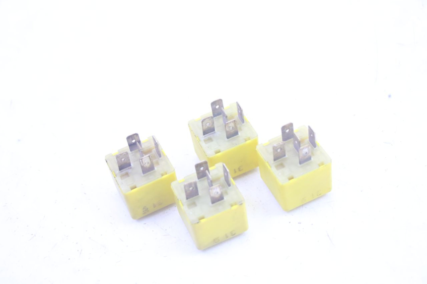 photo de ELECTRIC RELAY PIAGGIO MP3 RL 250 (2006 - 2010) - Zoom on usage condition